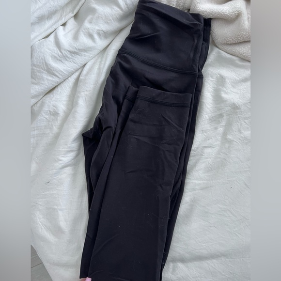 Lululemon Wunder Trains - Picture 2 of 4